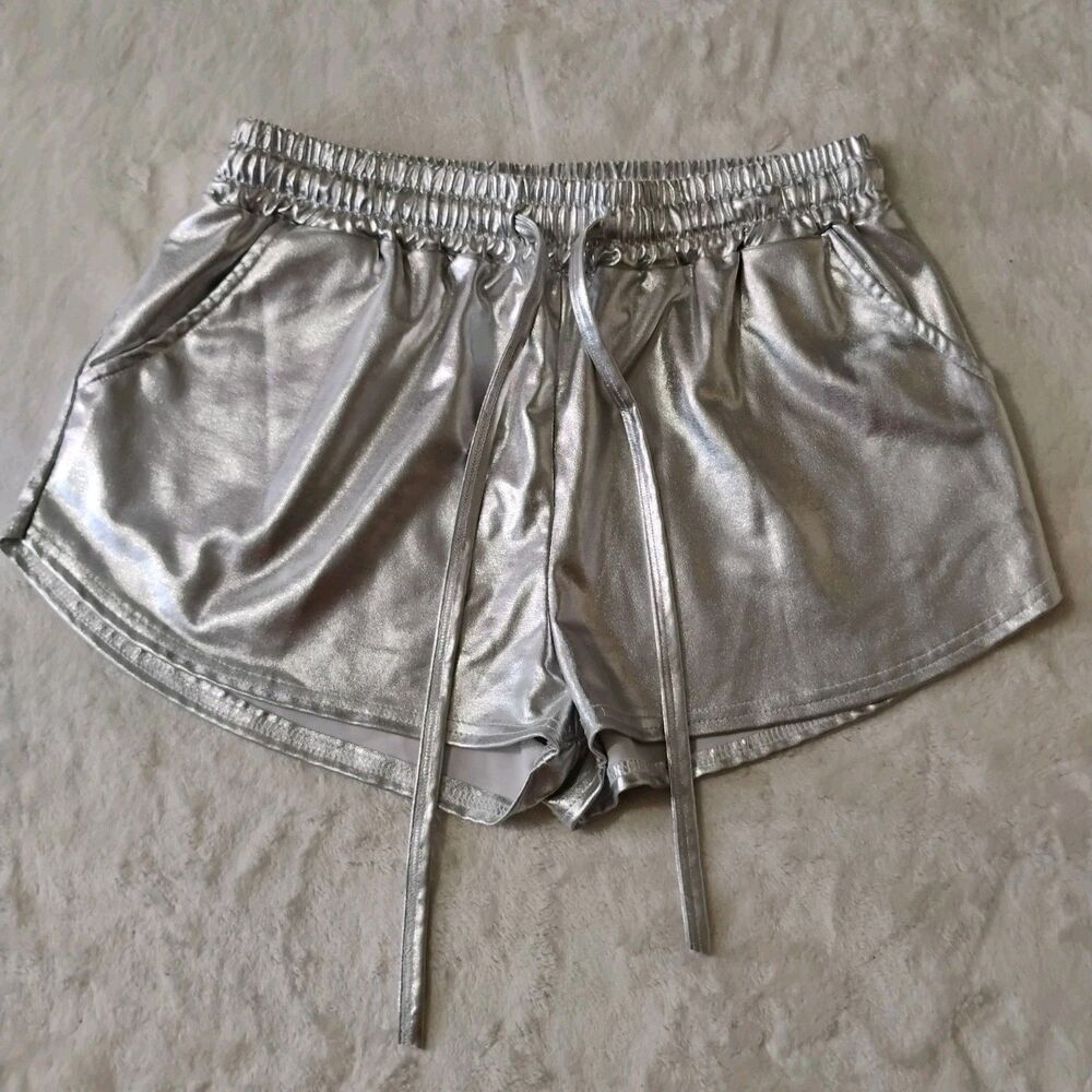 Metallic Silver Booty Shorts Medium Festival Rave Party Y2K Futuristic Pockets
